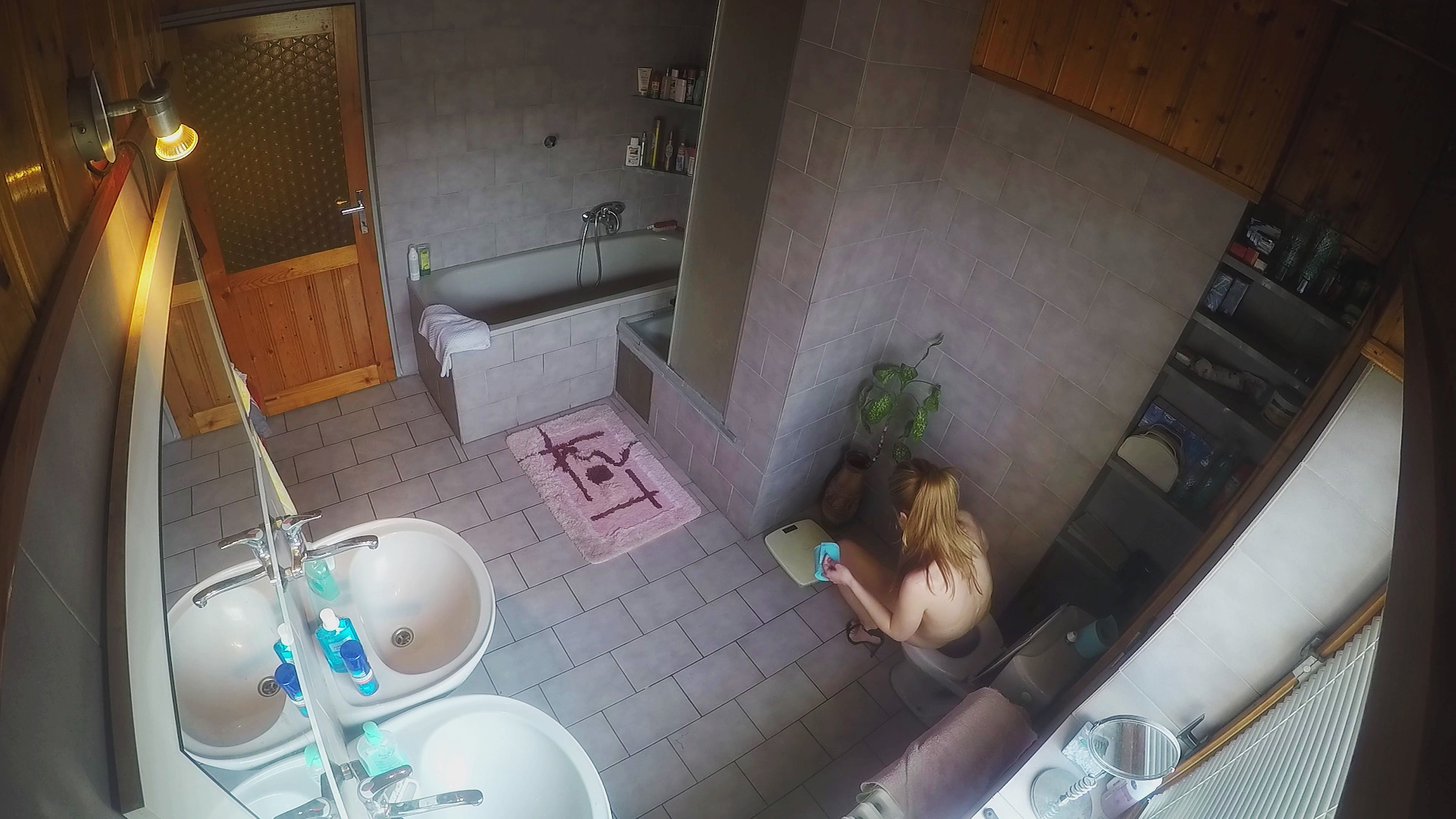 18Yo Naked Girl Caught Peeing By Hidden Cam In Hotel -1495